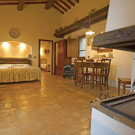 Podere Pietreta Фермерский дом *