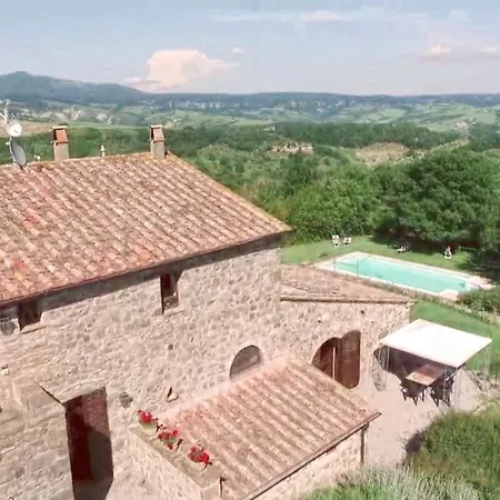 Podere Pietreta Фермерский дом Радикофани