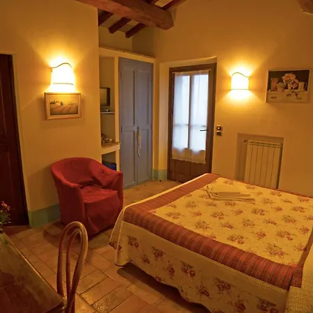 Podere Pietreta Фермерский дом