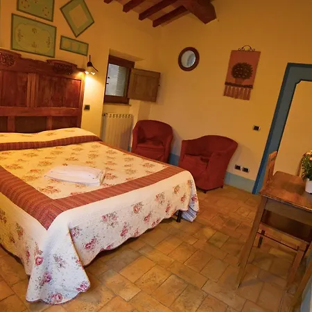 Podere Pietreta Фермерский дом Радикофани